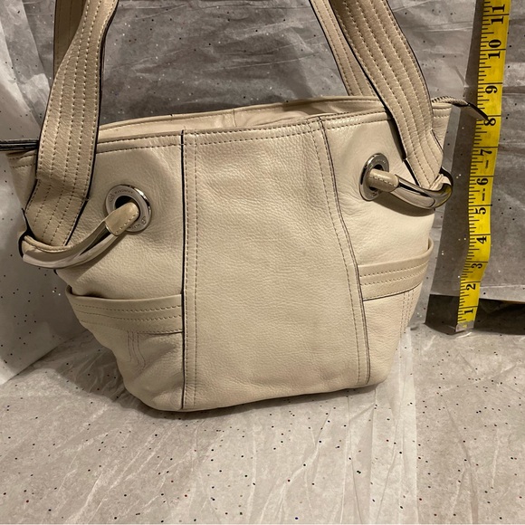 Roomy B. Makowsky Cream Leather Tote Bag - Picture 1 of 4